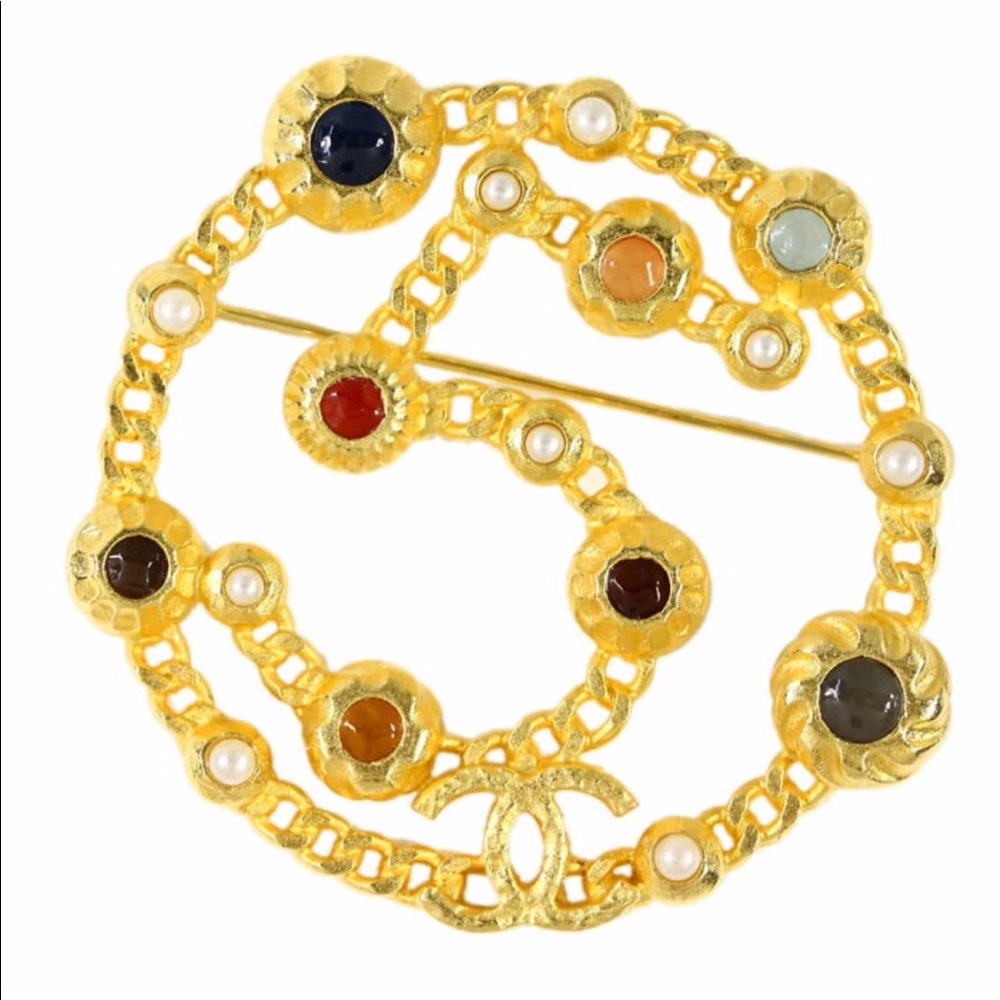 🚫SOLD🚫 CHANEL Gold Haute Couture No 5 Brooch
